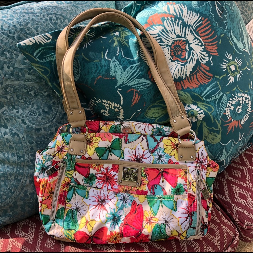 Floral patterned Lady’s Handbag 💕💕💕